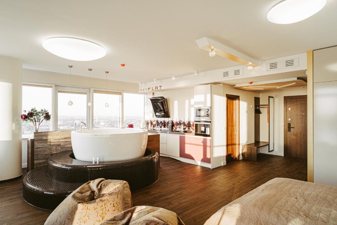 Apartmán sky FLAT jacuzzi 27 FLOOR Klaipėda Exteriér fotografie