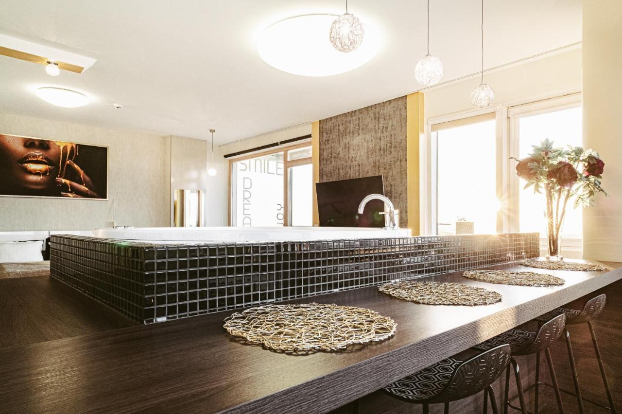Apartmán sky FLAT jacuzzi 27 FLOOR Klaipėda Exteriér fotografie