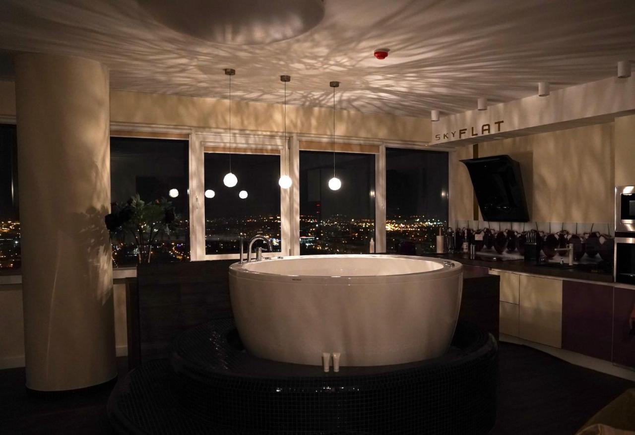 Apartmán sky FLAT jacuzzi 27 FLOOR Klaipėda Exteriér fotografie